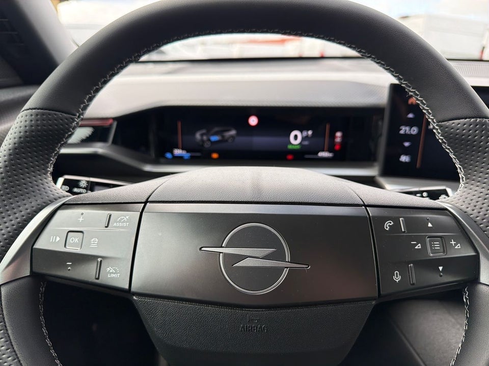 Opel Grandland-e 73 GS 5d