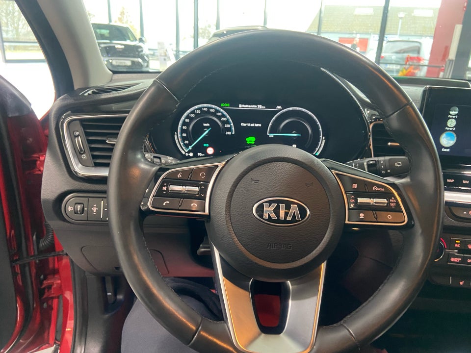 Kia XCeed 1,6 PHEV Upgrade Intro DCT 5d