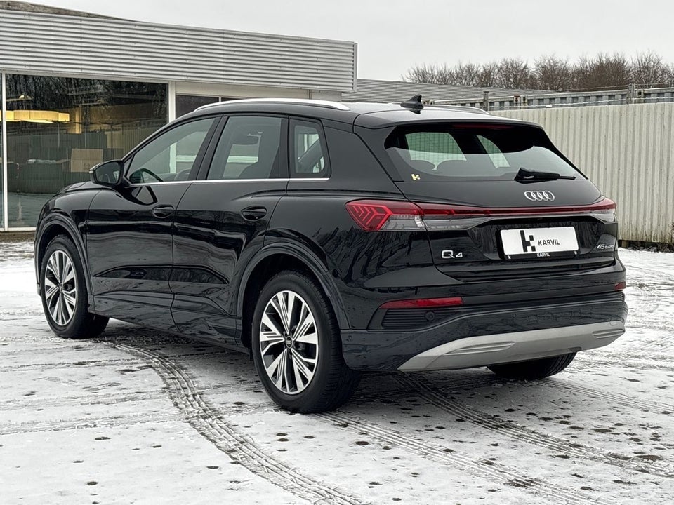 Audi Q4 e-tron 45 Progress 5d