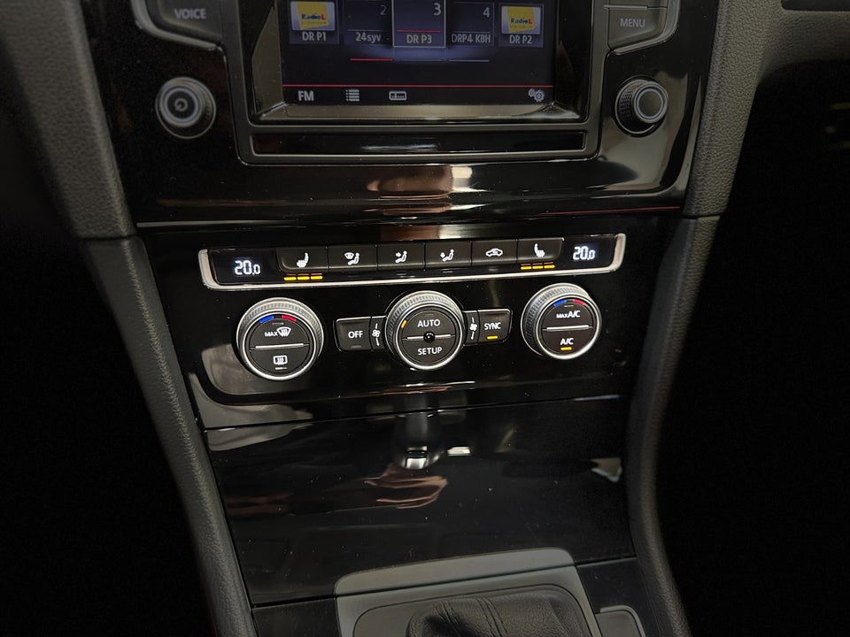 VW Golf VII 1,4 TSi 140 Highline BMT 5d