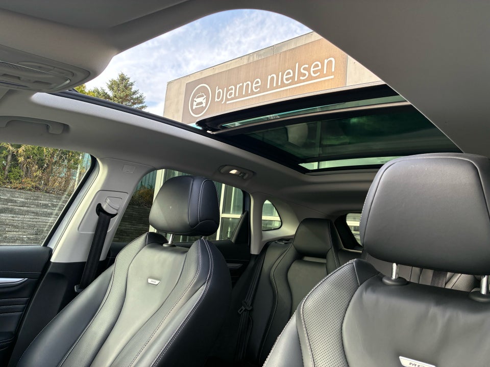 MG Marvel R Luxury 5d