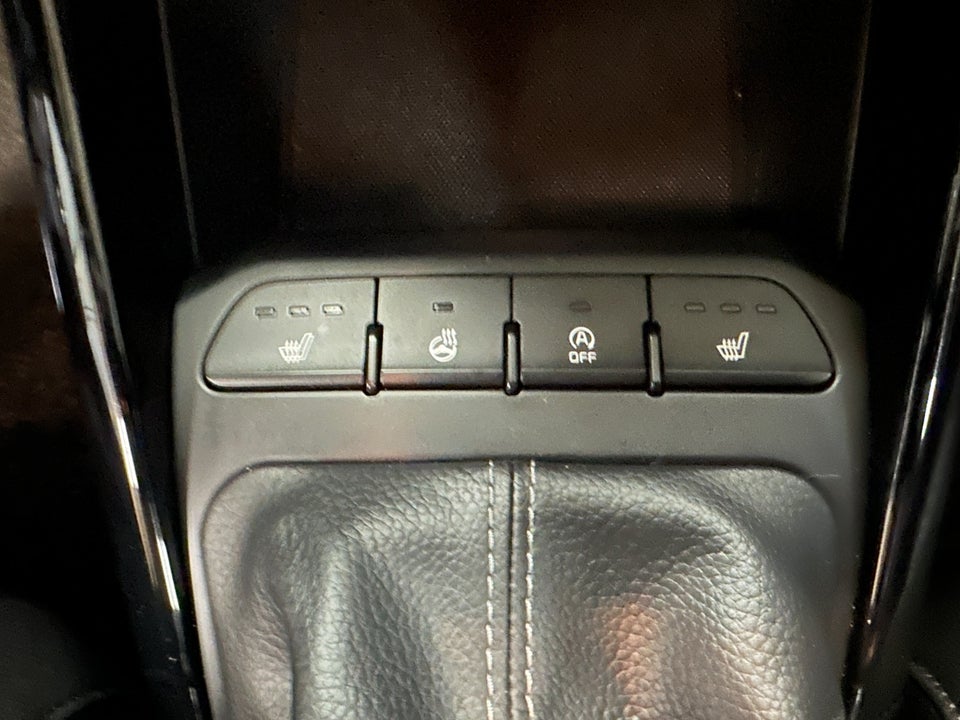 Kia Stonic 1,2 Attraction 5d