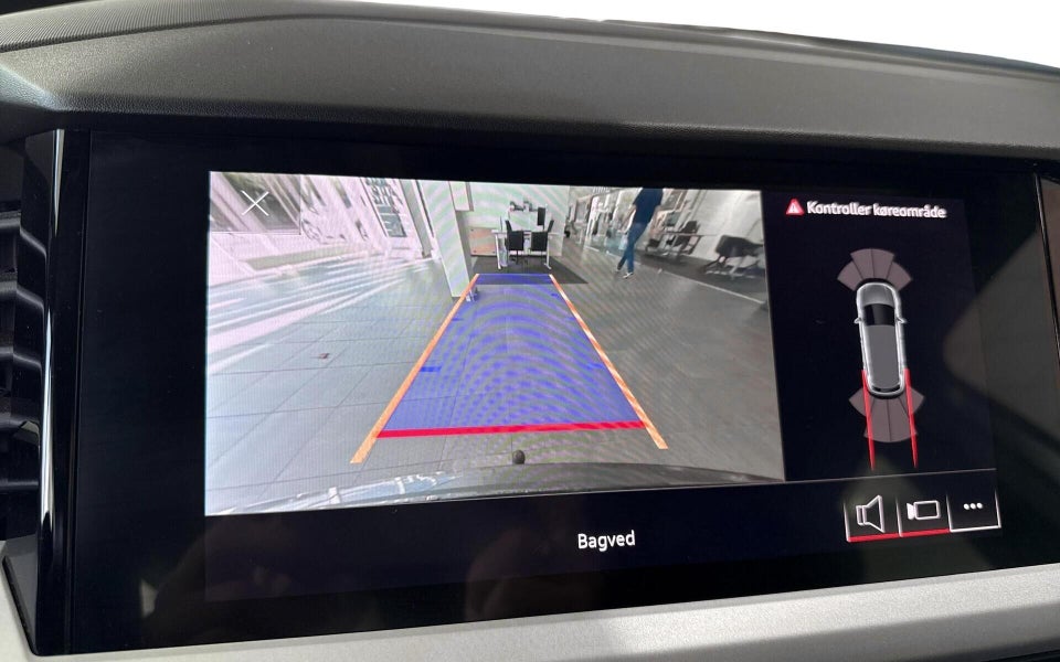 Audi Q4 e-tron 45 Attitude quattro 5d