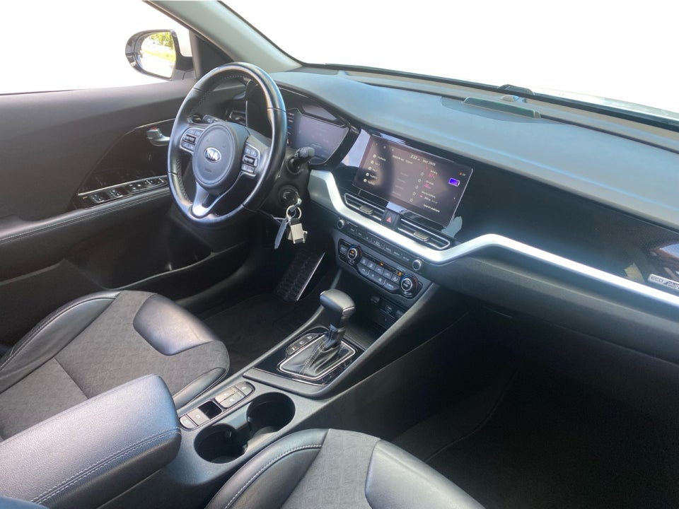 Kia Niro 1,6 PHEV Advance DCT 5d