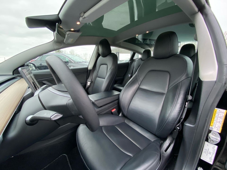 Tesla Model 3 Long Range AWD 4d