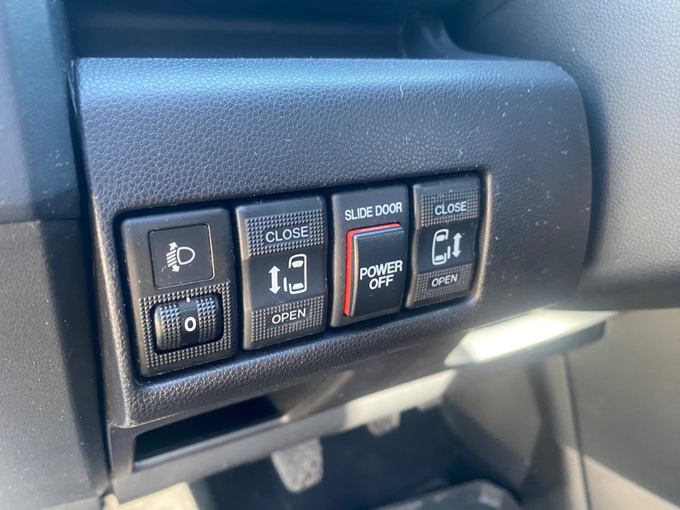 Mazda 5 2,0 Advance 7prs 5d