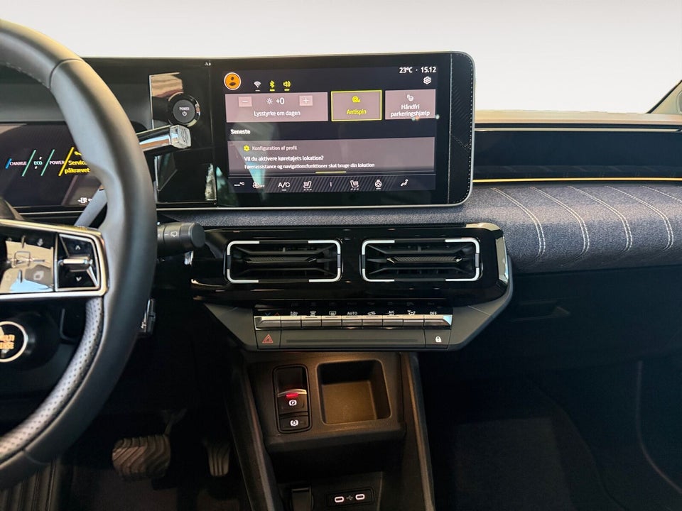 Renault 5 E-Tech 52 Techno 5d