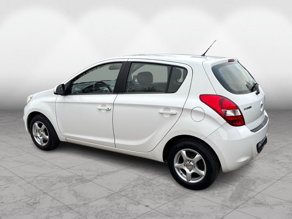 Hyundai i20 1,25 Classic 5d
