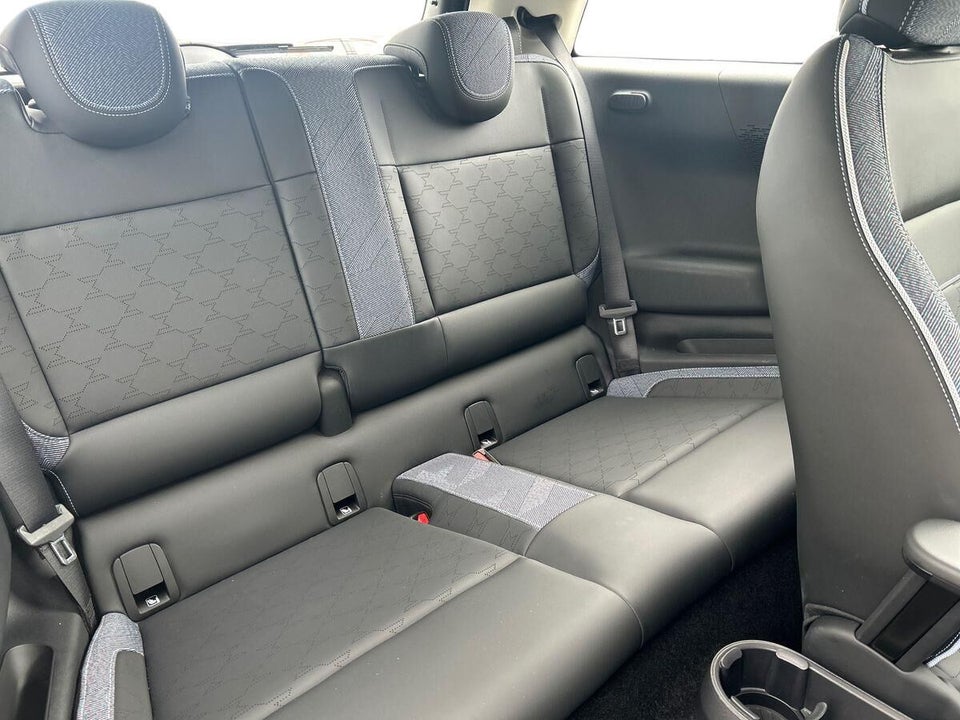 MINI Cooper E Classic Trim L 3d