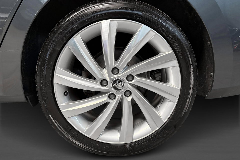 Skoda Octavia 1,4 TSi iV Plus Combi DSG 5d
