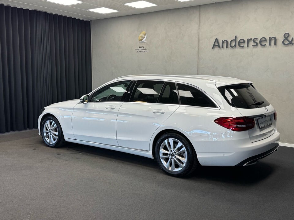 Mercedes C220 d 2,0 Advantage stc. aut. 5d