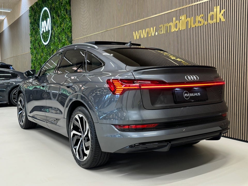 Audi e-tron 55 S-line Sportback quattro 5d