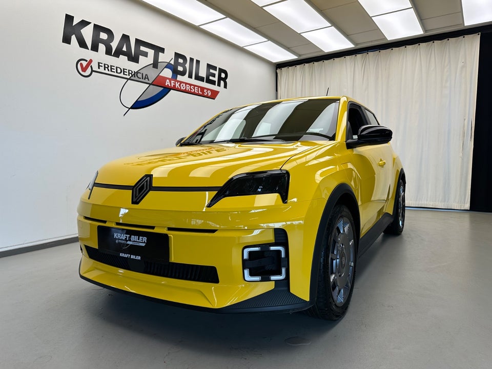 Renault 5 E-Tech 52 Techno 5d