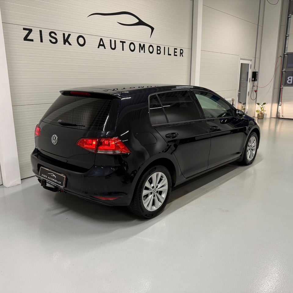 VW Golf VII 1,6 TDi 105 Comfortline BMT 5d
