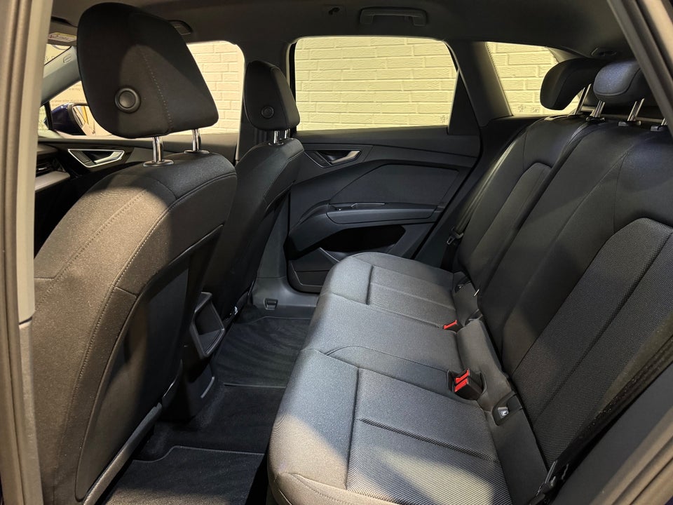 Audi Q4 e-tron 45 Progress 5d