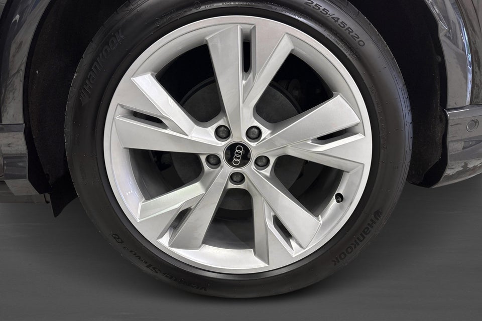 Audi Q4 e-tron 45 S-line Edition 5d
