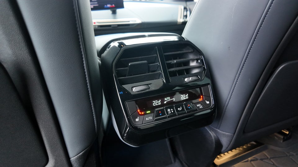 BMW iX xDrive50 Supercharged Sport 5d