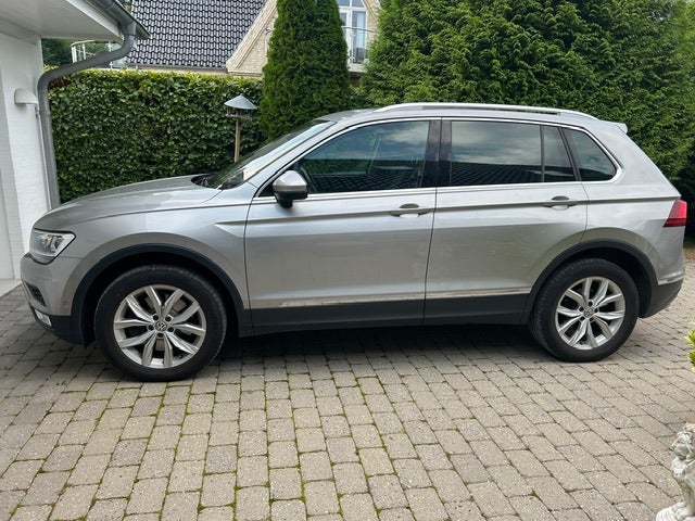 VW Tiguan 2,0 TSi 220 Highline DSG 4Motion 5d