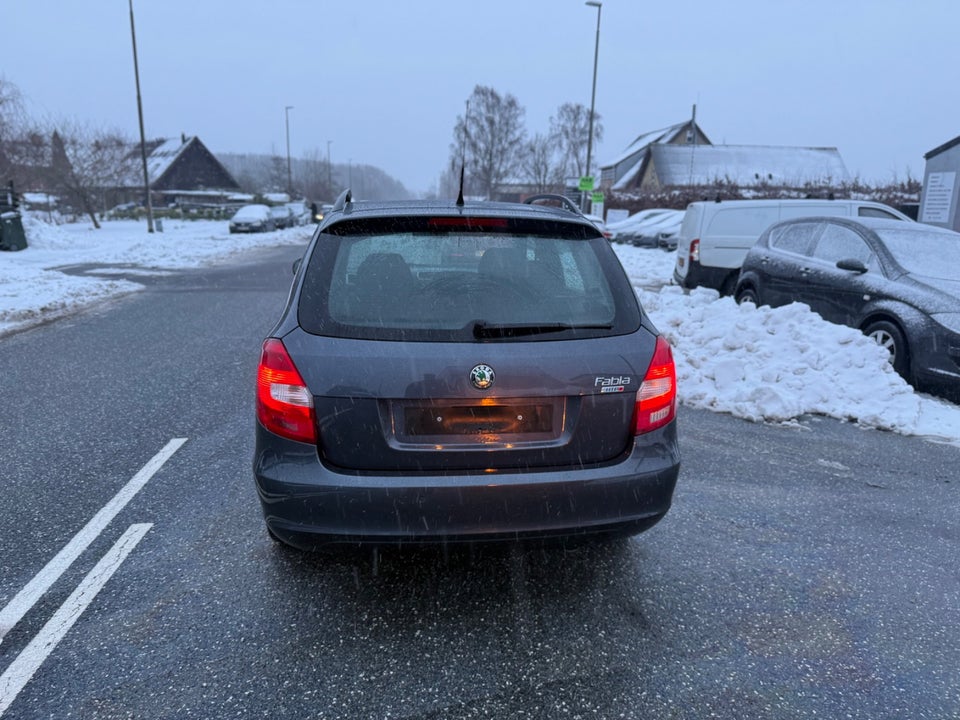 Skoda Fabia 1,2 12V Ambiente 5d