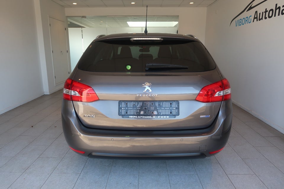 Peugeot 308 1,6 BlueHDi 120 Allure SW 5d