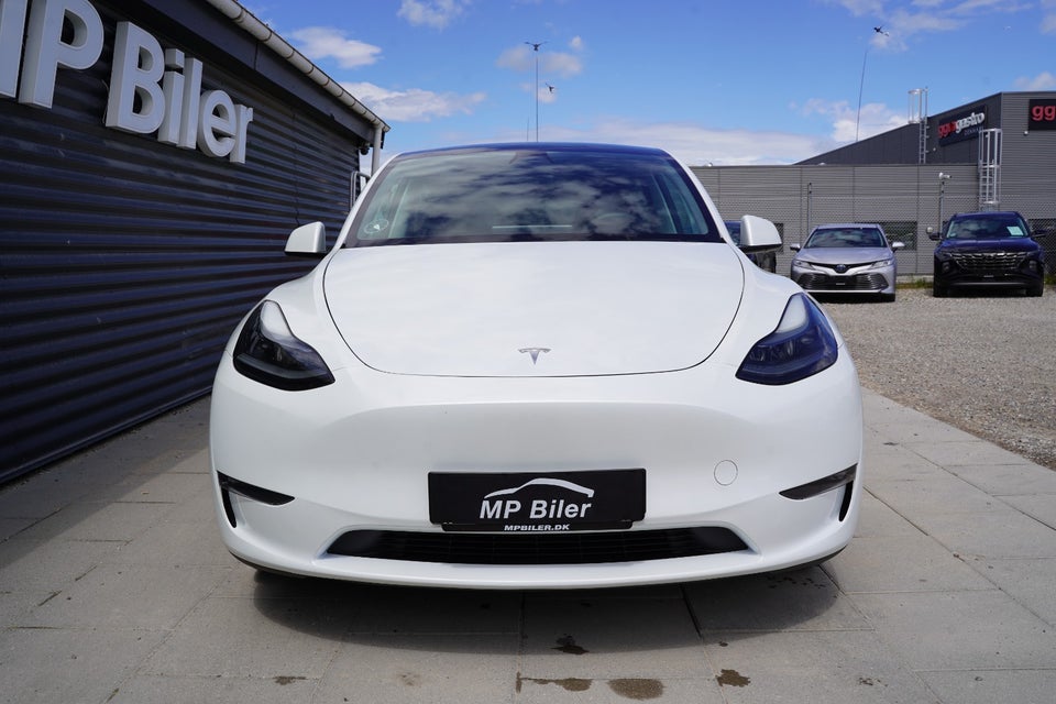 Tesla Model Y Long Range AWD 5d