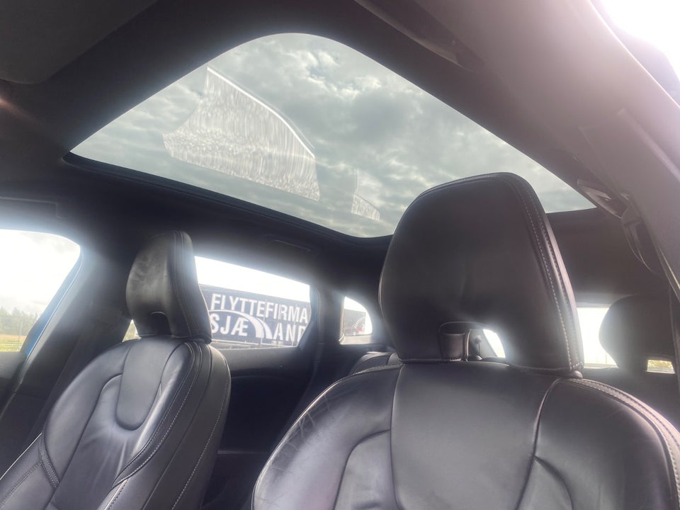 Volvo V40 2,0 D4 190 R-Design Drive-E 5d