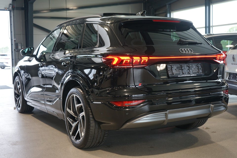 Audi Q6 e-tron S-line quattro 5d