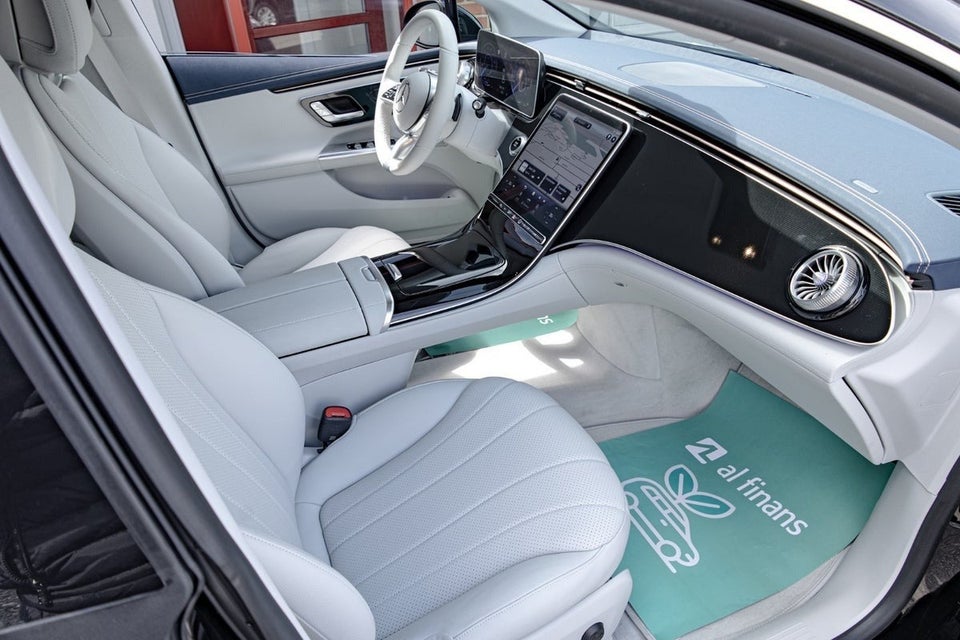 Mercedes EQE300 Avantgarde 4d
