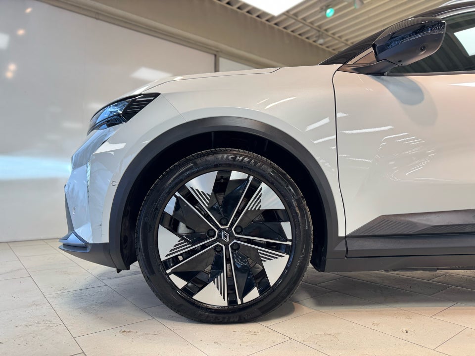 Renault Scenic E-Tech 87 Techno 5d