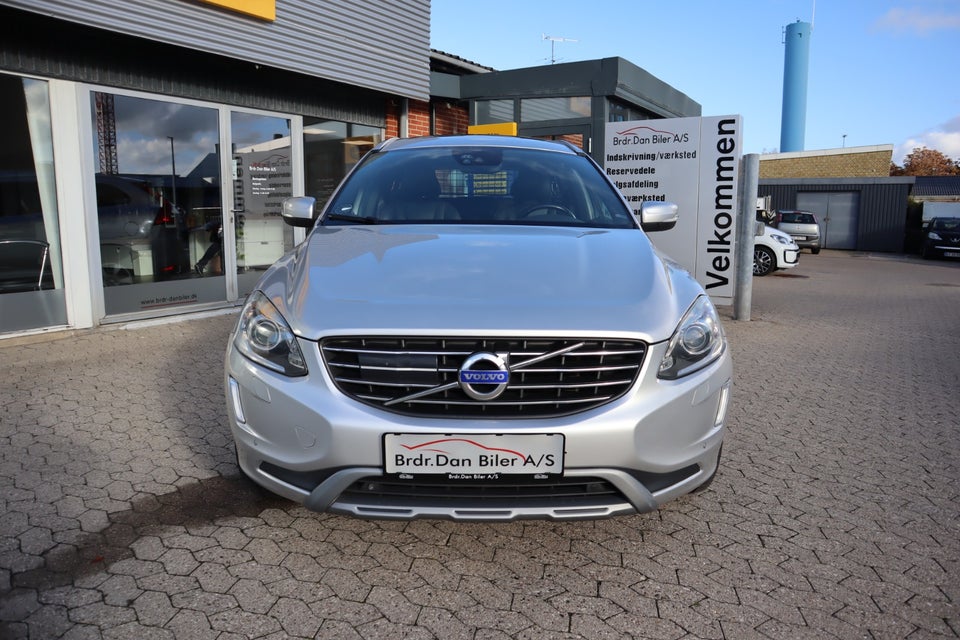 Volvo XC60 2,0 D4 181 Ocean Race aut. 5d