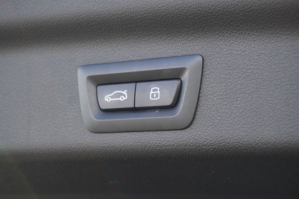 BMW iX1 xDrive30 M-Sport 5d