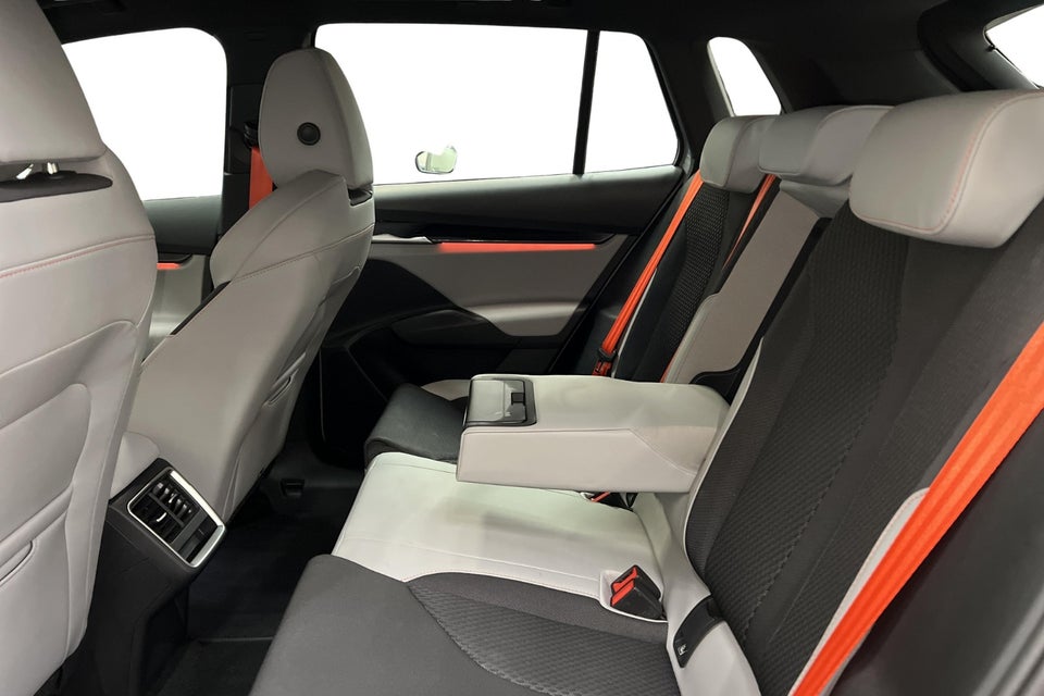 Skoda Elroq 85 iV Lodge 5d