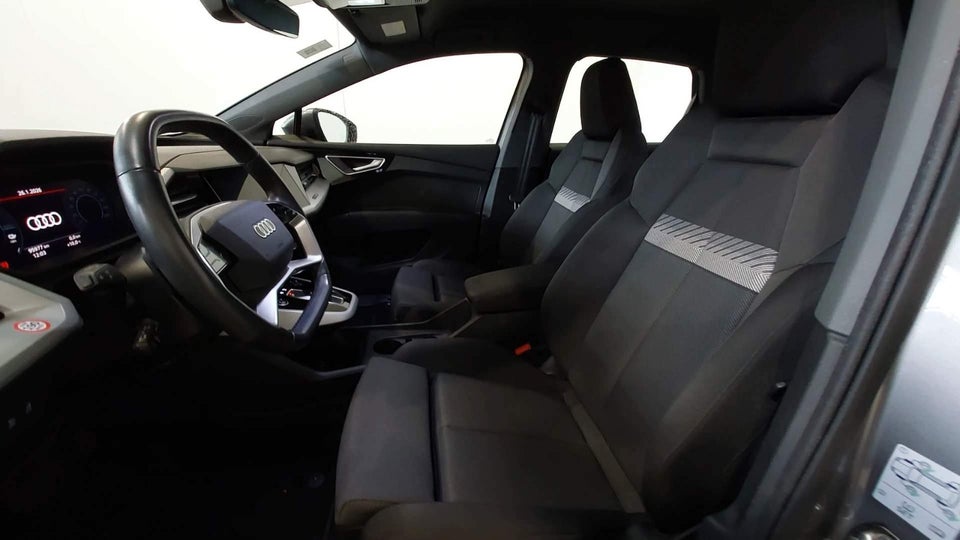 Audi Q4 e-tron 40 Advanced 5d
