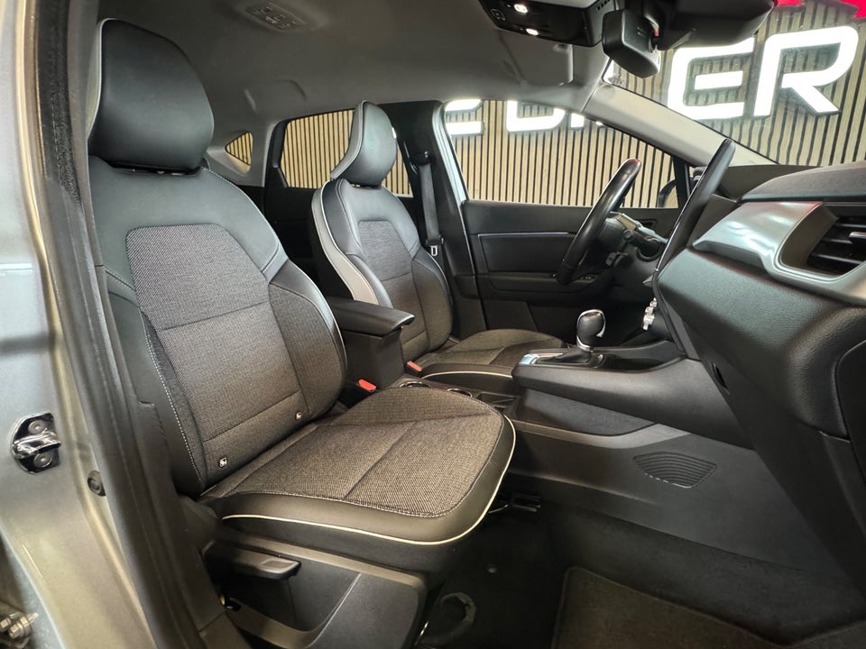 Renault Captur 1,6 E-Tech Intens 5d