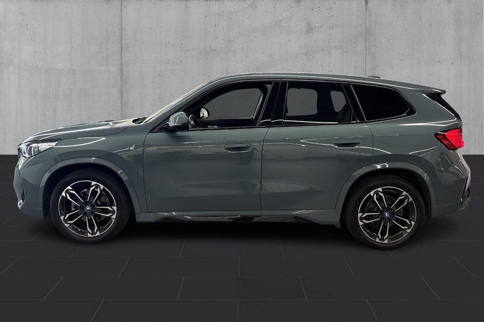BMW iX1 eDrive20 M-Sport 5d