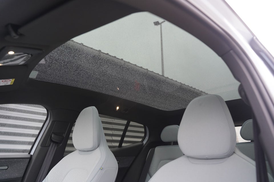 Volvo EX30 Twin Performance Ultra 5d