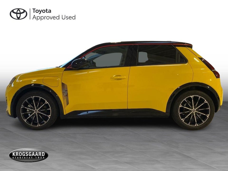 Renault 5 E-Tech 52 Iconic 5d