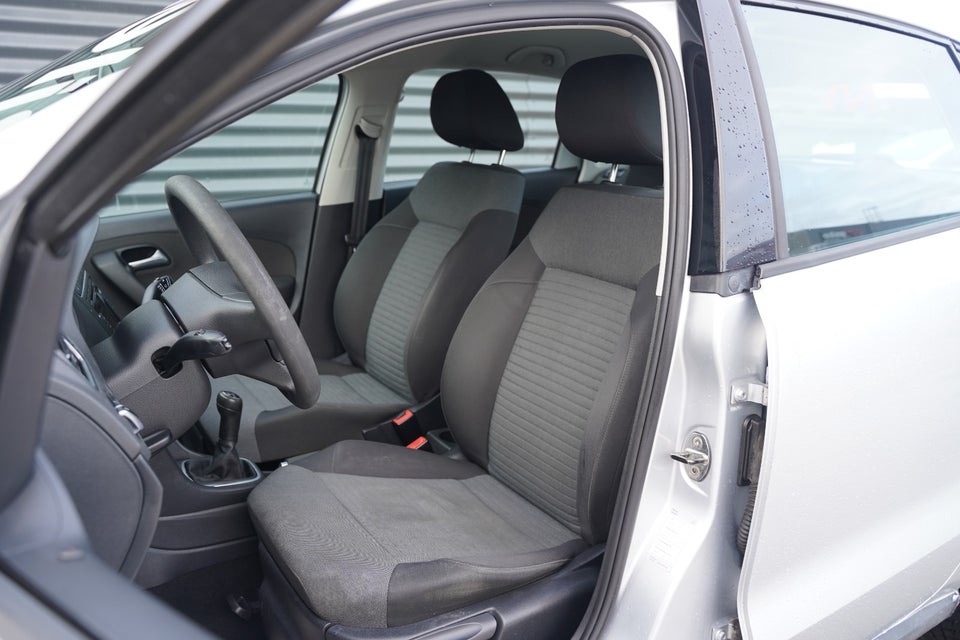 VW Polo 1,6 TDi 90 Comfortline BMT 5d