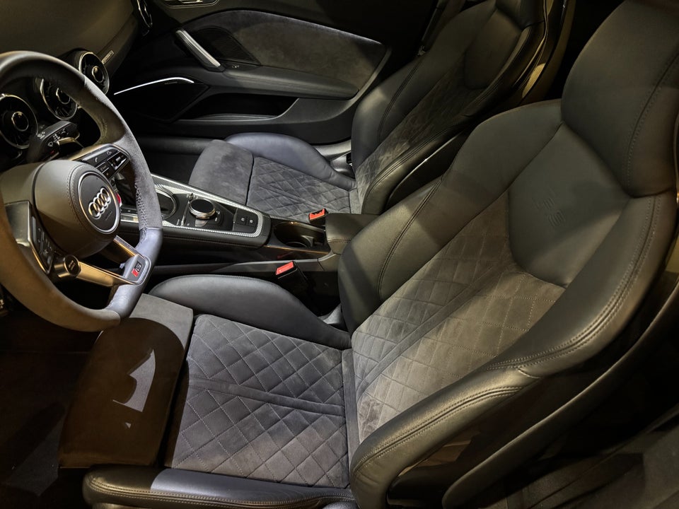 Audi TT RS 2,5 TFSi Coupé quattro S-tr. 2d