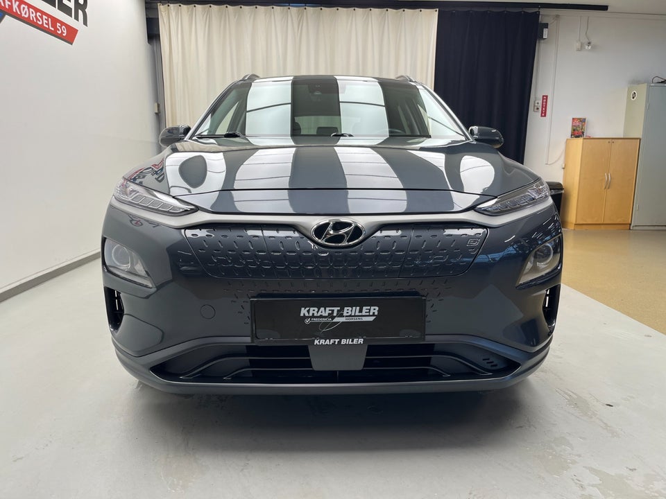 Hyundai Kona 64 EV Essential 5d