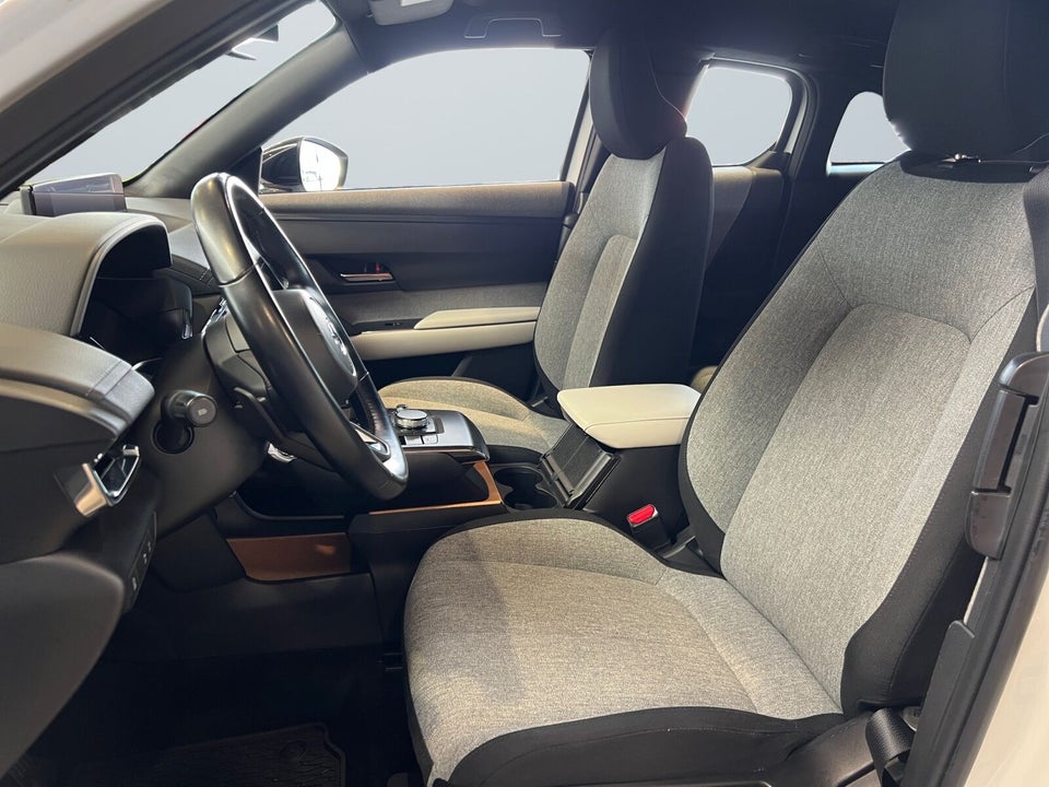 Mazda MX-30 e-SkyActiv Sky 5d