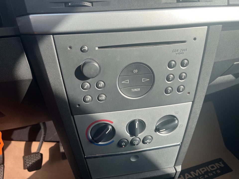 Opel Meriva 1,8 16V Cosmo 5d