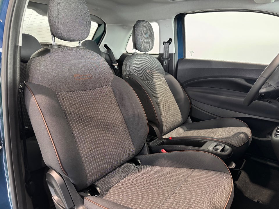 Fiat 500e 42 Icon Sky 3d