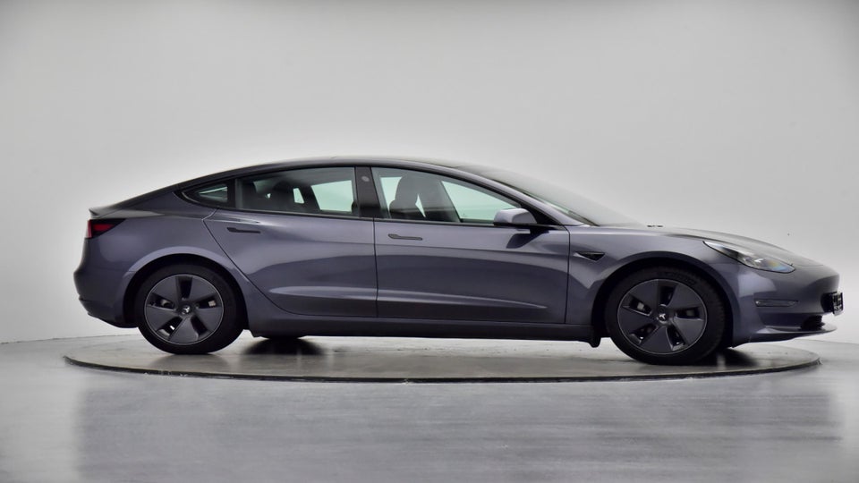 Tesla Model 3 Long Range AWD 4d