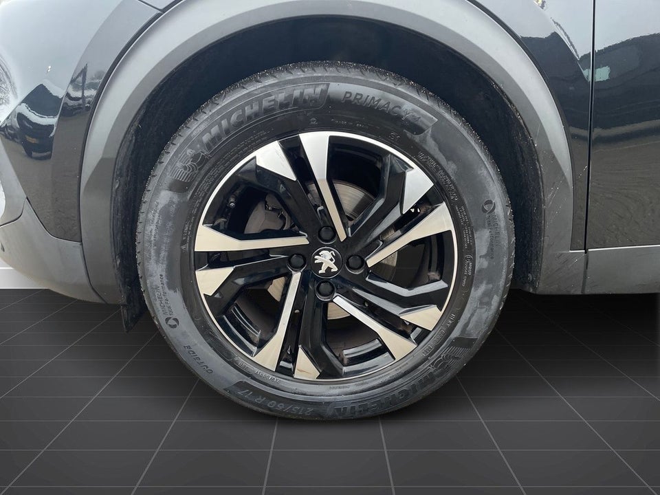 Peugeot 2008 1,2 PureTech 100 Allure Pack 5d