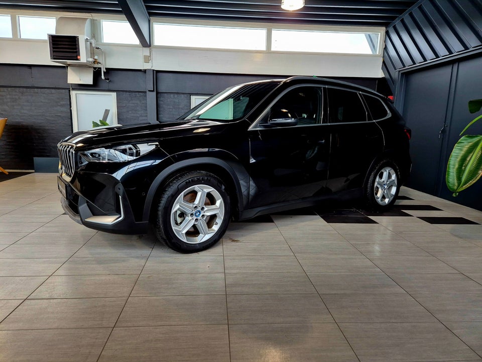 BMW iX1 xDrive30 Fully Charged 5d