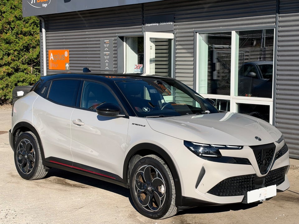 Alfa Romeo Junior Elettrica Speciale 5d