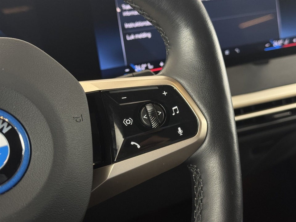 BMW iX xDrive40 Fully Charged 5d