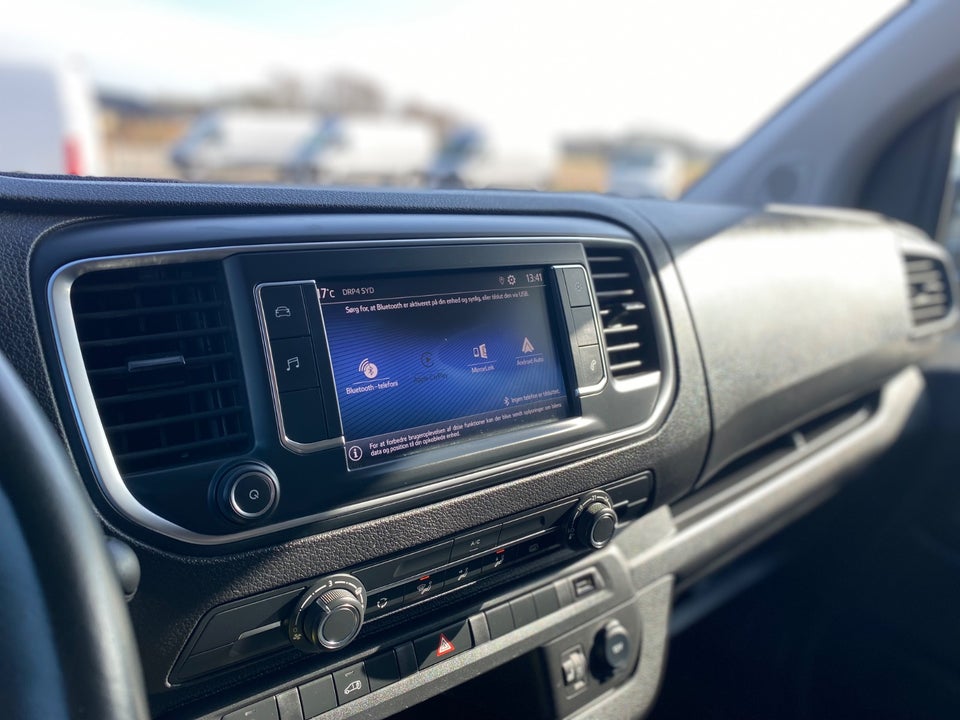 Toyota ProAce 2,0 D 144 Medium Master aut. 4d