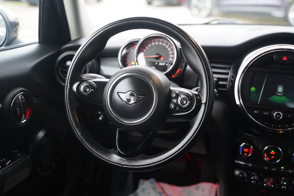 MINI Cooper 1,5 Essential aut. 5d